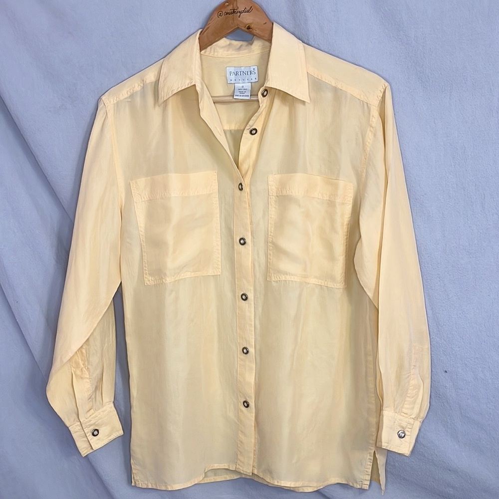 Vintage Partners Yellow Silk Button Front Blouse with Long Sleeves in Small